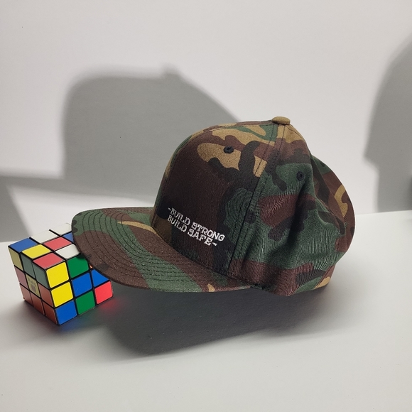 Hat - Picture 2 of 5